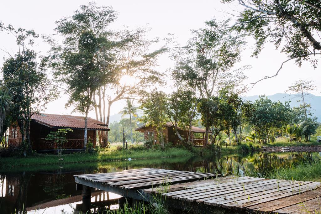 Koh Chang Boat Chalet Екстер'єр фото